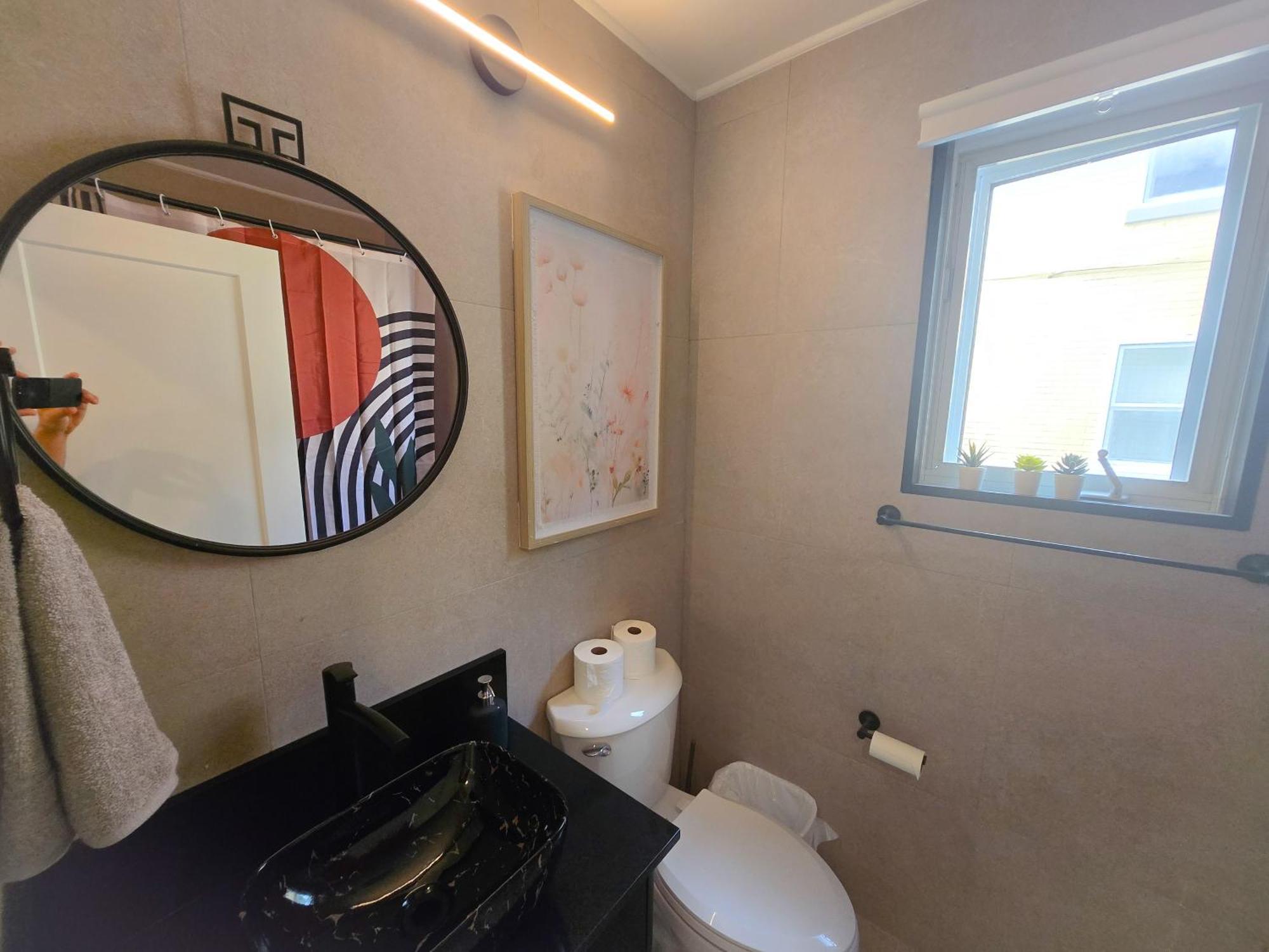 Jstlikehome - Serenity Suites Ottawa Dış mekan fotoğraf